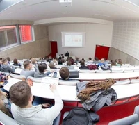 2016 metais – daugiau lėšų studentų stipendijoms