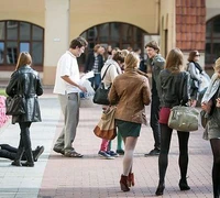 Nemokamai studijų vietai išlaikyti norima įvesti balų ribą  