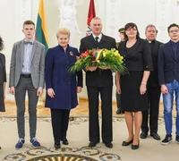 Dėkingumo gėlės įteiktos Švėkšnos bendruomenės atstovams