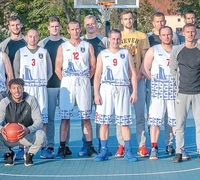 Atidarytas sporto aikštynas Rusnės saloje