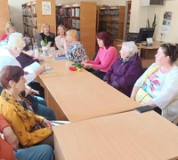Traksėdžių bibliotekoje – šilta popietė „Žodis ant mano delno“