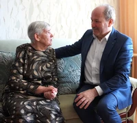Šilutėje pasveikinta garbingo 90-mečio sulaukusi Albertina Paliutienė