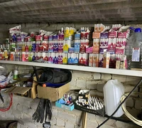 Šilutėje garaže aptikta apie 1 700 nelegaliai laikytų elektroninių cigarečių pildymo skysčių