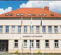 Kodėl meras nesirodo daugiau nei mėnesį darbe? Ką veikia jo pavaduotojai ir patarėjai?