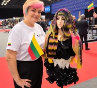 Pagėgiškė Paryžiuje rungėsi su pasaulio kirpėjų meistrais
