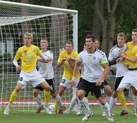 Ir toliau futbolo komandą „Šilutė