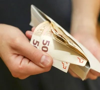 Aukštųjų mokyklų dėstytojai nerimauja, kad mokytojams algos didės jų sąskaita