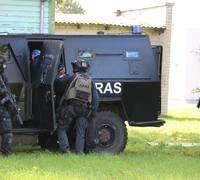 Šilutės rajone siautėjo 91-erių vyras – šovė į žmogų, jį sulaikė „Aras“