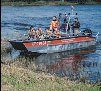 Sprukdamas nuo policininko, šoko į upę: iš vandens bėglys neišniro