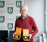 Jonas Piekautas pasaulio senjorų žaidynėse iškovojo du aukso medalius.