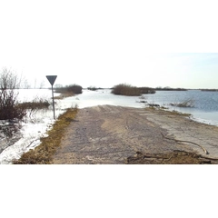 Stoniškių seniūnijos teritorijoje šiuo metu tebėra potvynio apsemta nemaža dalis kelių.