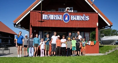 Jaunieji buriuotojai savaitę augino drąsą Nemuno deltoje