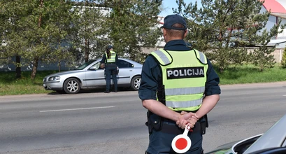 Policijos pareigūnai informuoja apie prevencines priemones, kurias vykdys gegužės mėnesį
